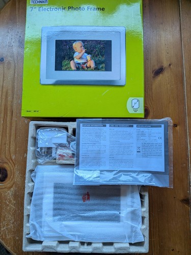 Inch digital photo frame - 7,